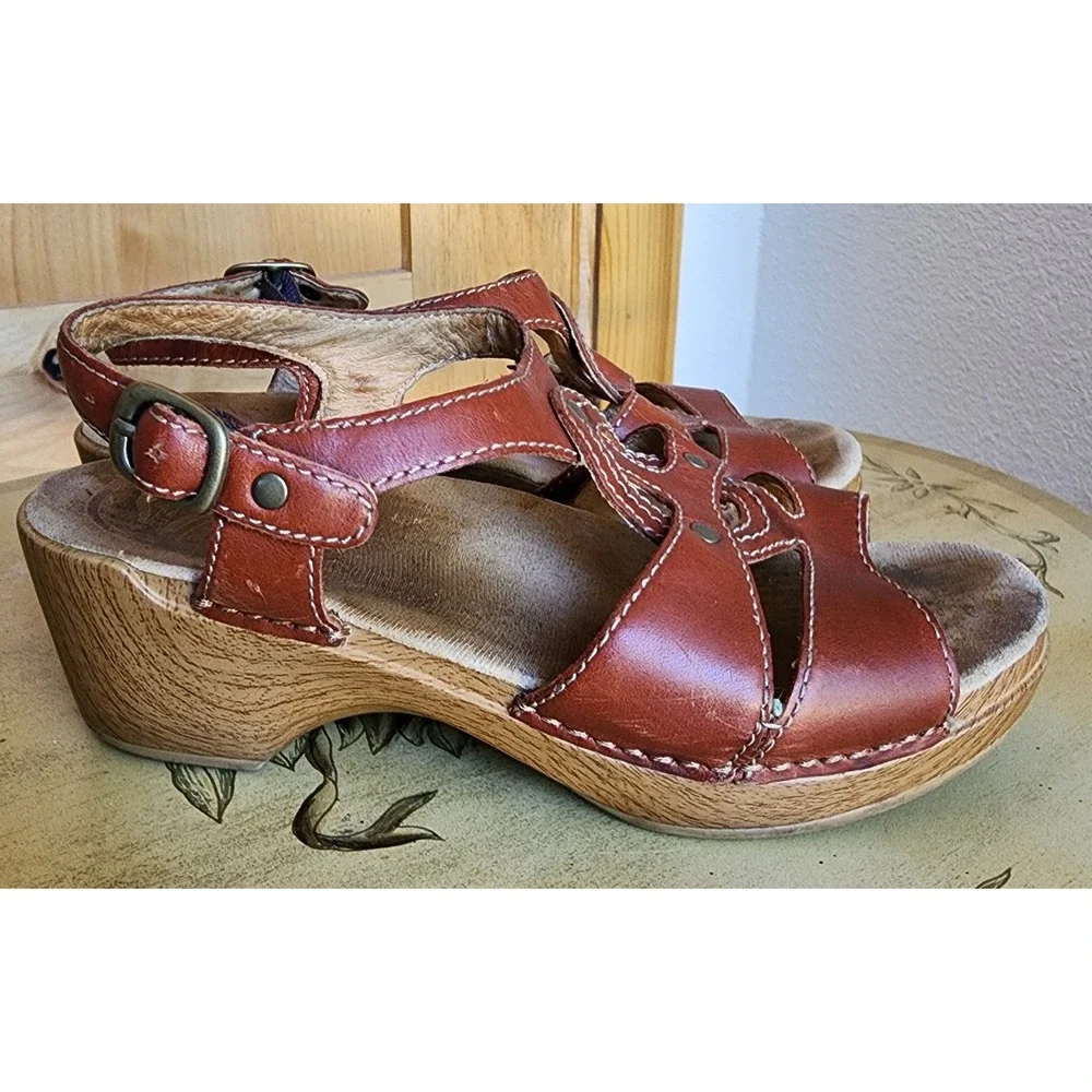 Dansko Sigrid EU 38 US 7.5 to 8 Brown Leather Sandals Boho Wedge Cottagecore